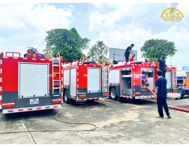 BÀN GIAO XE CHỮA CHÁY CỨU HOẢ DÀNH CHO KHU CÔNG NGHIỆP