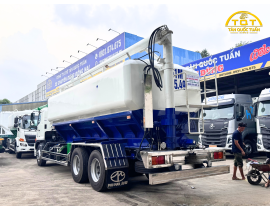 XE BỒN CÁM HINO 3 CHÂN
